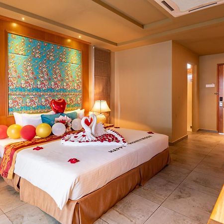 Tasik Villa International Resort Port Dickson Ngoại thất bức ảnh Deluxe Room
