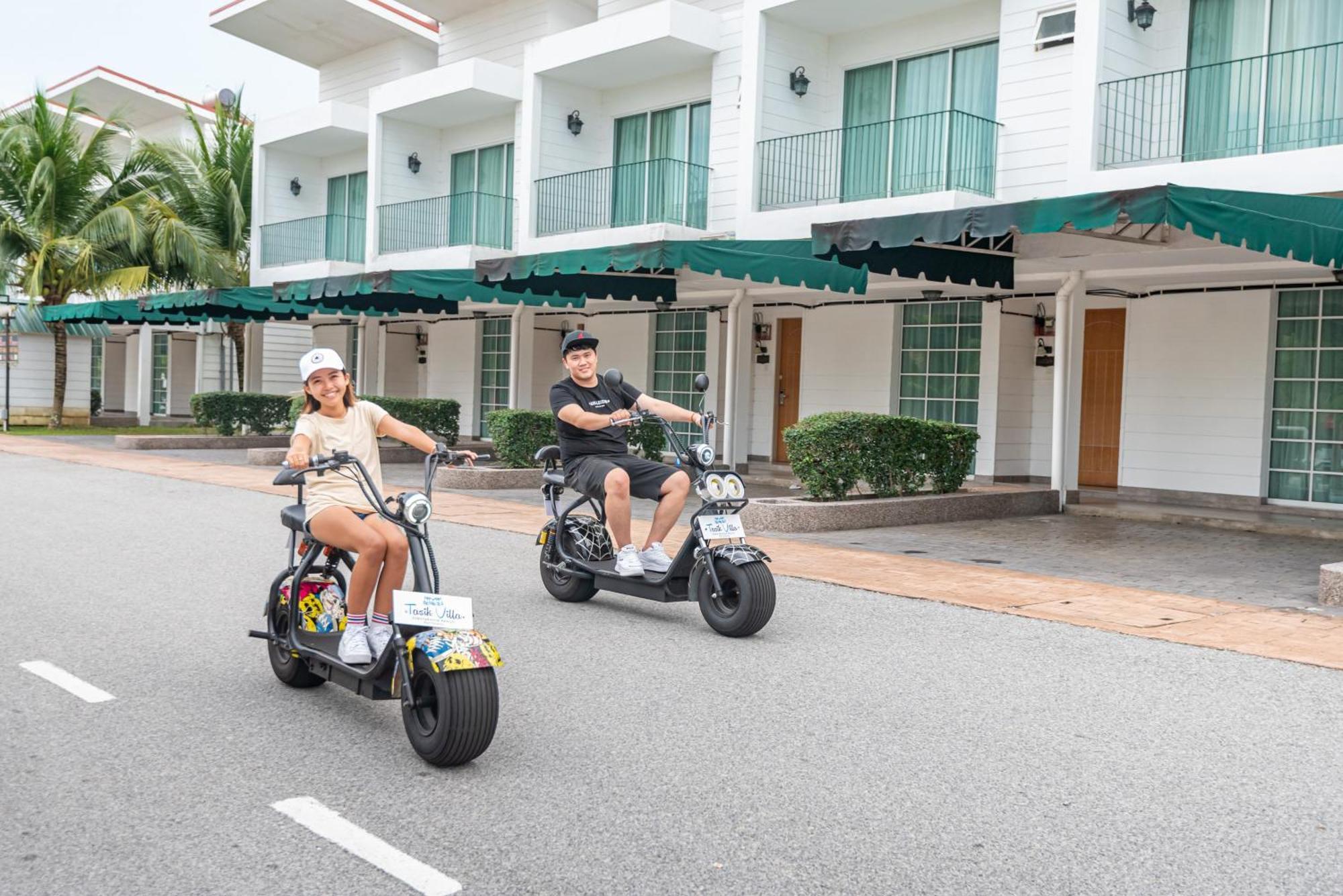 Tasik Villa International Resort Port Dickson Ngoại thất bức ảnh The 2019 Honda Cub