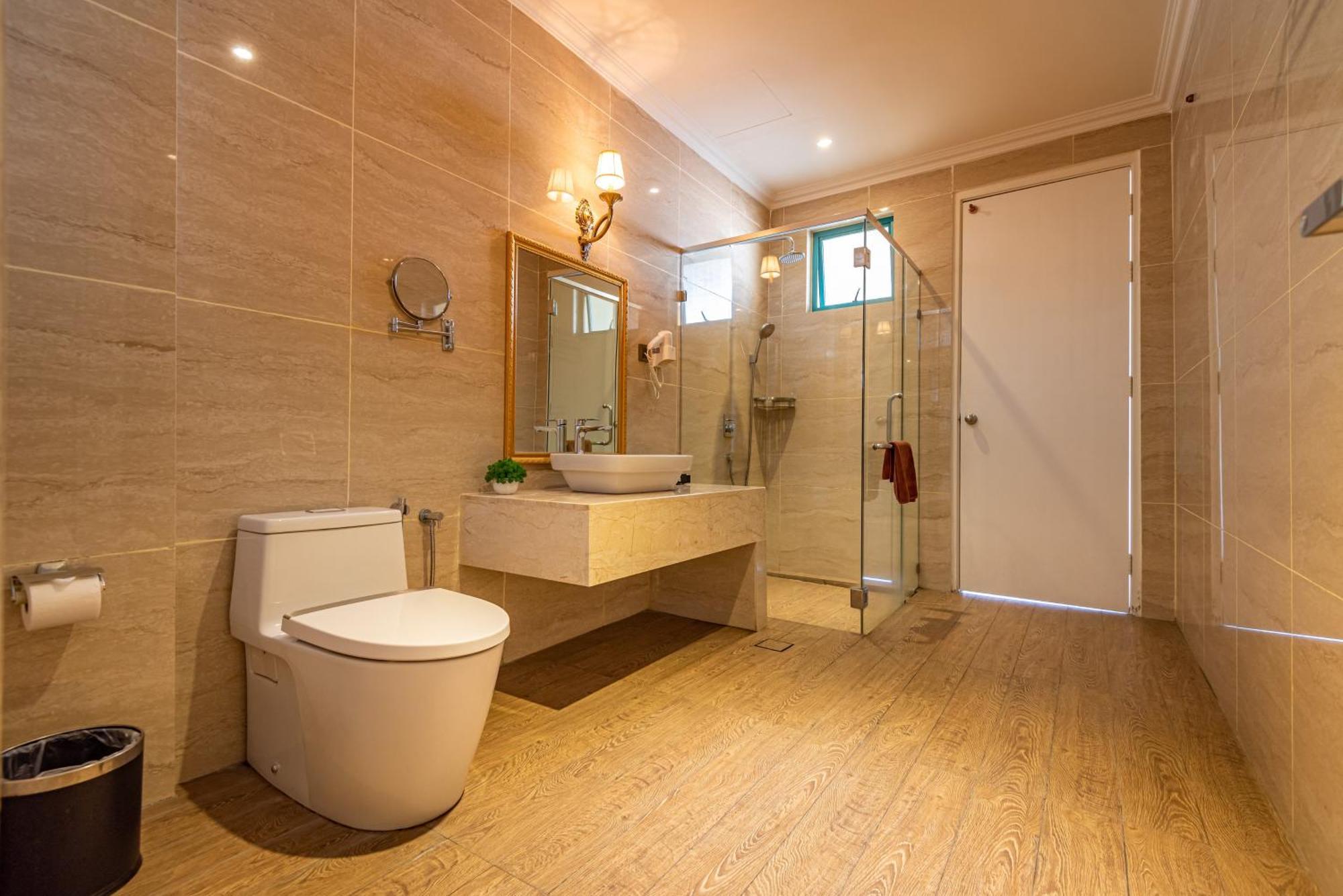 Tasik Villa International Resort Port Dickson Ngoại thất bức ảnh Bathroom