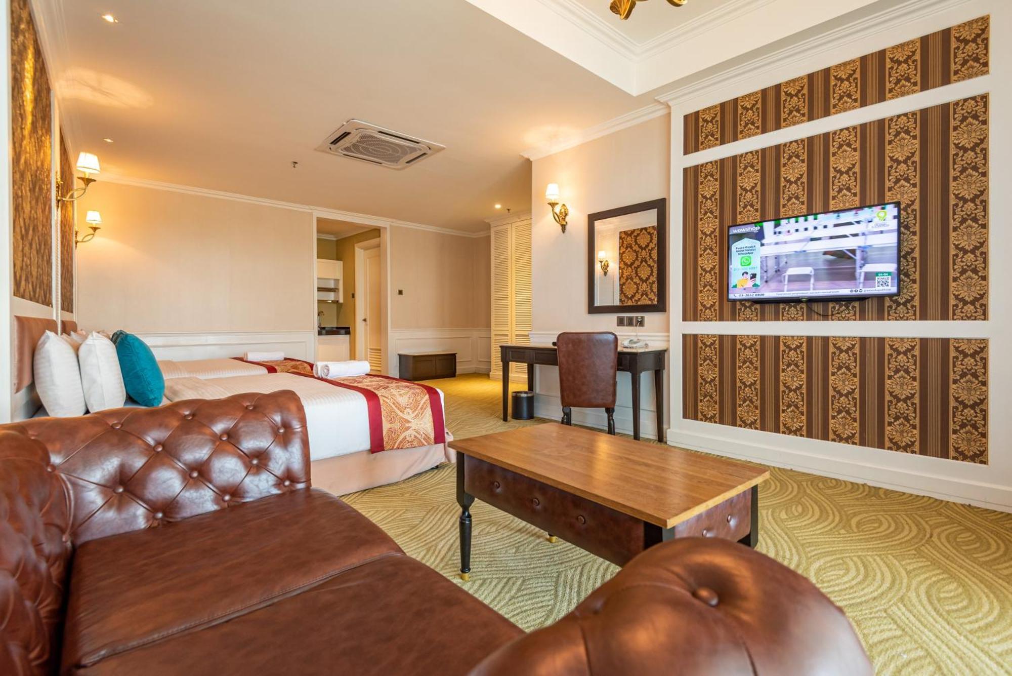 Tasik Villa International Resort Port Dickson Ngoại thất bức ảnh Deluxe Suite