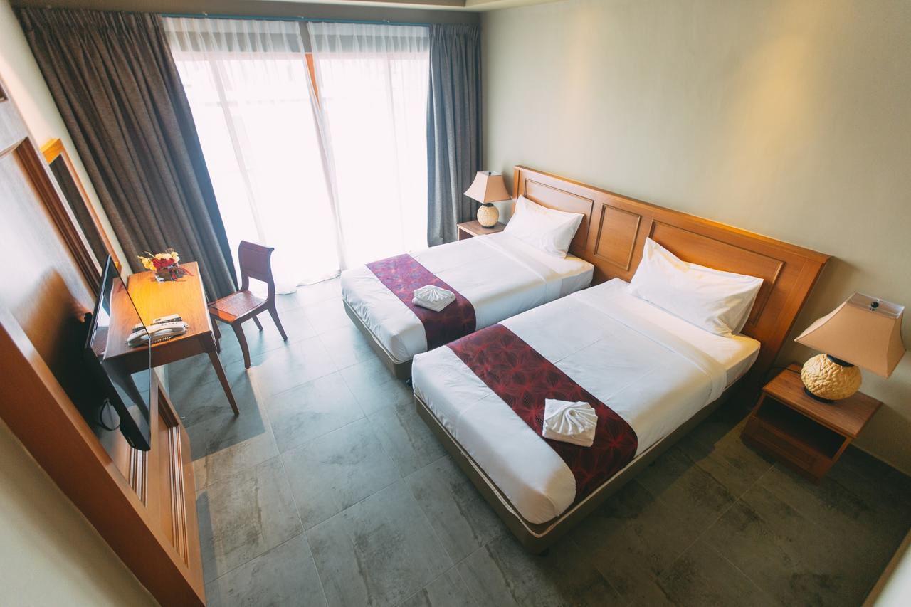 Tasik Villa International Resort Port Dickson Ngoại thất bức ảnh Deluxe Room